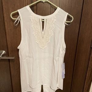 Cream-Colored Sleeveless Top w/ Crocheted Detail